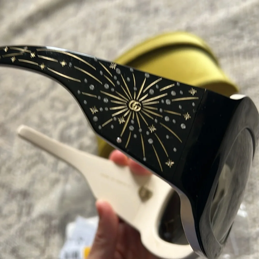 Gucci Hollywood Forever AUTHENTIC sunglasses in case - Picture 9 of 9